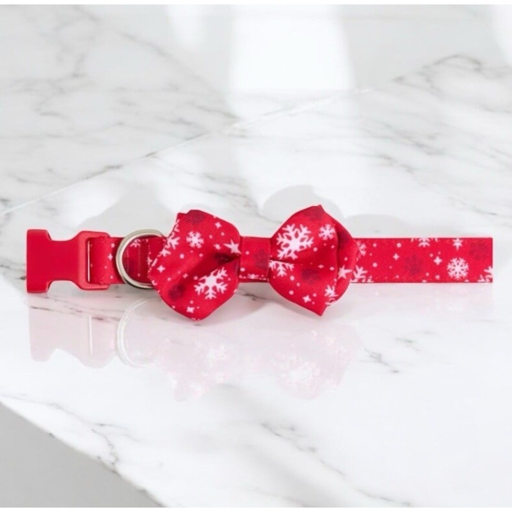 Marry & Bright Holiday Dog Collar Red Snowflake Paw Print Candy Cane Size XL‎